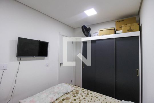 Quarto de apartamento à venda com 1 quarto, 26m² em Jardim Planalto, São Paulo