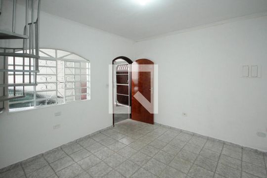 Sala de casa para alugar com 2 quartos, 150m² em Jardim São Gabriel, São Paulo