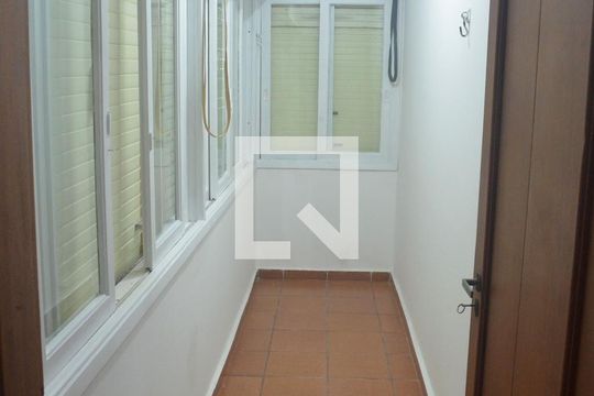 Varana Sala de apartamento para alugar com 2 quartos, 63m² em Itararé, São Vicente