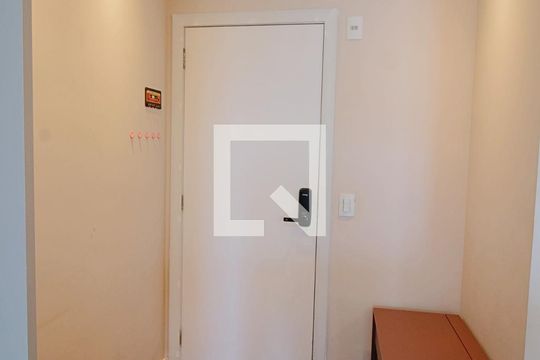Entrada de apartamento à venda com 2 quartos, 71m² em Morumbi, São Paulo