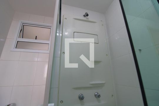 Chuveiro banheiro comum de apartamento à venda com 3 quartos, 74m² em Usina Piratininga, São Paulo