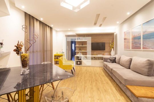Sala de apartamento para alugar com 2 quartos, 82m² em Parque Esplanada do Embu, Embu das Artes