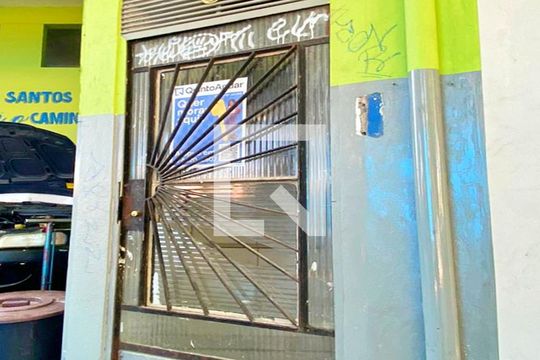 Fachada de kitnet/studio para alugar com 1 quarto, 35m² em Campestre, Santo André