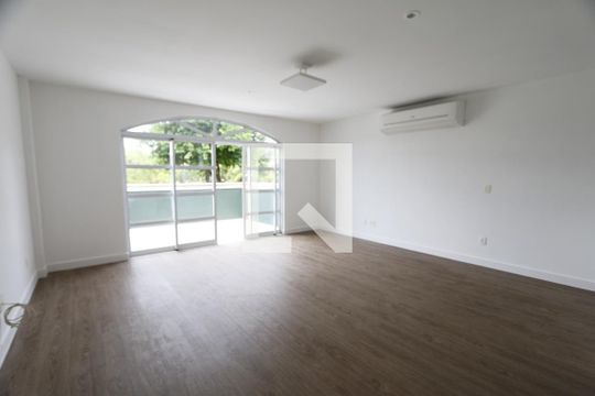 Suíte 1 de casa de condomínio à venda com 4 quartos, 470m² em Barra da Tijuca, Rio de Janeiro