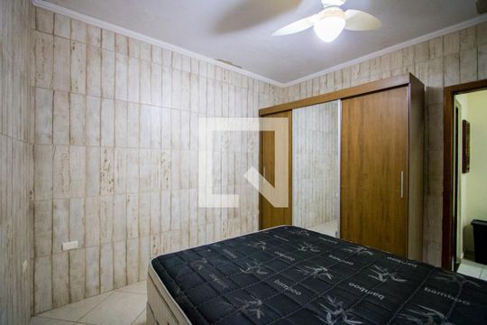 Quarto 1  de casa à venda com 3 quartos, 128m² em Parque São Vicente, Santo André