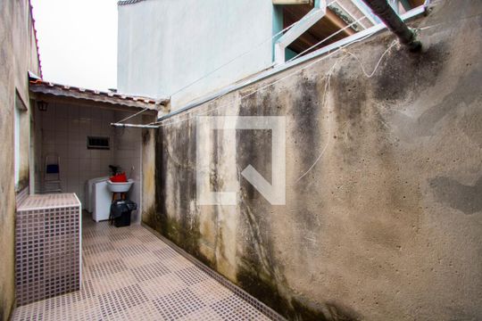 Corredor - Externo de casa à venda com 3 quartos, 128m² em Parque São Vicente, Santo André