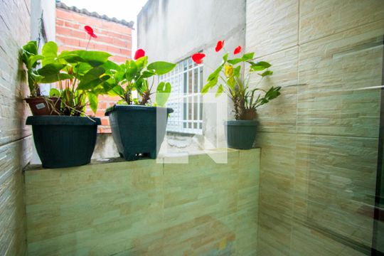 Área externa de casa à venda com 3 quartos, 128m² em Parque São Vicente, Santo André