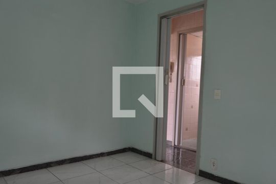 Quarto  de apartamento à venda com 1 quarto, 48m² em Taquara, Rio de Janeiro