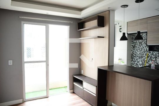 Apartamento para alugar com 2 quartos, 48m² em Jardim Ísis, Cotia