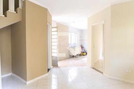 Casa de Condomínio para alugar com 3 quartos, 111m² em Jardim Florida, Jacareí
