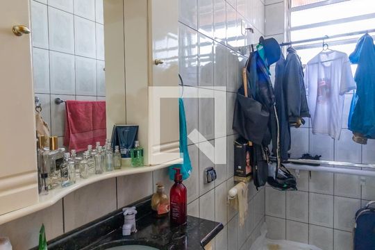 Banheiro 1 de casa à venda com 4 quartos, 288m² em Jardim Pacaembu, Jundiaí
