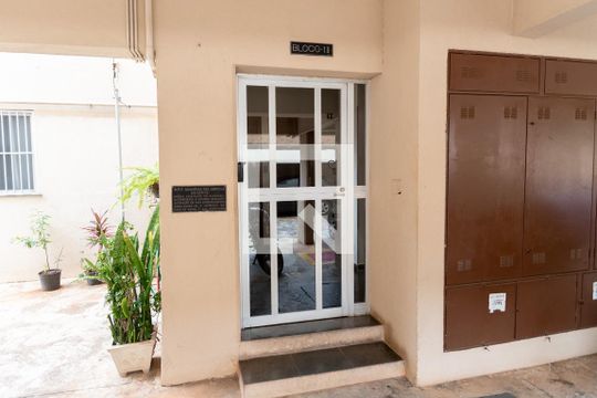 Entrada do Bloco de apartamento para alugar com 2 quartos, 48m² em Centro, Americana