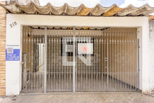Fachada de casa para alugar com 2 quartos, 150m² em Vila Carrão, São Paulo