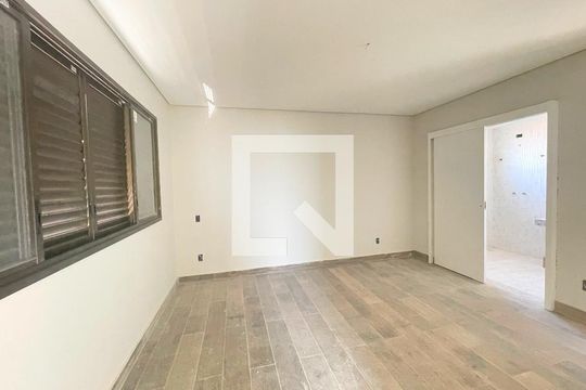 Quarto  de apartamento à venda com 4 quartos, 250m² em Jaraguá, Belo Horizonte