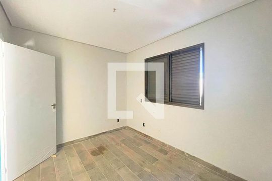 Quarto  de apartamento à venda com 4 quartos, 250m² em Jaraguá, Belo Horizonte