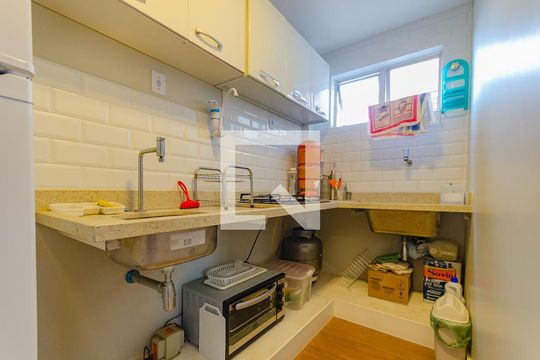 Cozinha de apartamento para alugar com 1 quarto, 30m² em Nazaré, Salvador