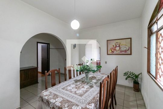 Copa de casa à venda com 3 quartos, 350m² em Vila Magnesita, Belo Horizonte