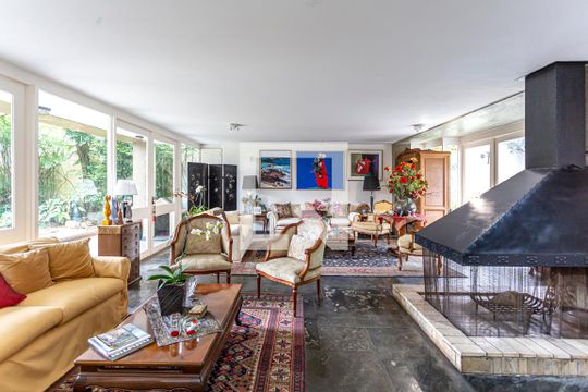 Sala Living de casa à venda com 5 quartos, 424m² em Vila Boa Vista, Santo André