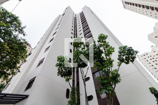 Fachada de apartamento à venda com 1 quarto, 40m² em Indianópolis, São Paulo