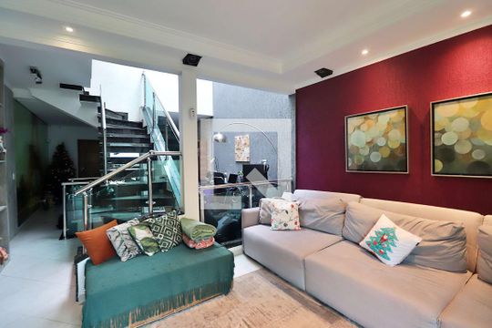 Casa para alugar com 3 quartos, 210m² em Vila Guiomar, Santo André