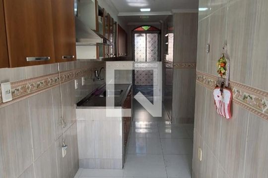 Cozinha  de casa para alugar com 3 quartos, 100m² em Centro, Duque de Caxias