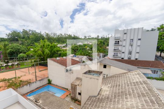 Vista de apartamento para alugar com 1 quarto, 45m² em Carvoeira, Florianópolis