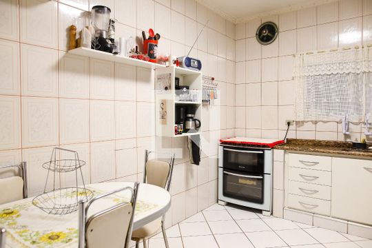 Cozinha de casa à venda com 4 quartos, 206m² em Vila Alpina, Santo André