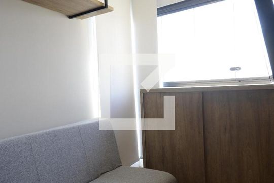 Varanda de kitnet/studio para alugar com 1 quarto, 23m² em Vila Mariana, São Paulo