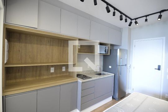 Cozinha de kitnet/studio para alugar com 1 quarto, 23m² em Vila Mariana, São Paulo