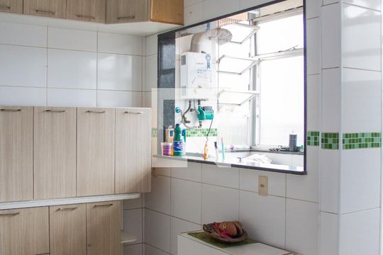 Cozinha de apartamento à venda com 2 quartos, 80m² em Engenho de Dentro, Rio de Janeiro