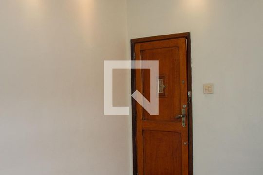 Sala de apartamento à venda com 2 quartos, 80m² em Engenho de Dentro, Rio de Janeiro