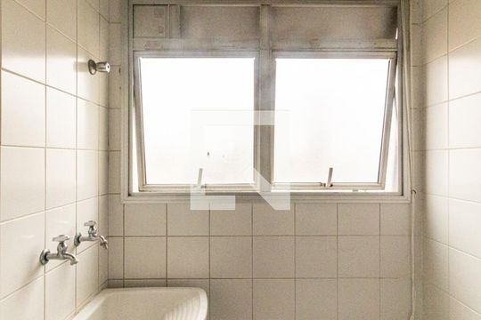 Área de Serviço de apartamento para alugar com 2 quartos, 62m² em Santa Cecília, São Paulo