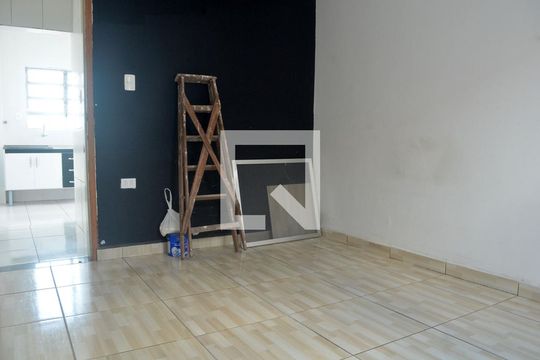 Quarto de apartamento para alugar com 1 quarto, 40m² em Parque Bitaru, São Vicente