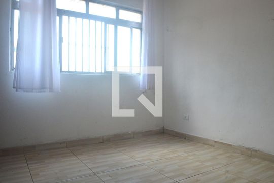 Sala de apartamento para alugar com 1 quarto, 40m² em Parque Bitaru, São Vicente