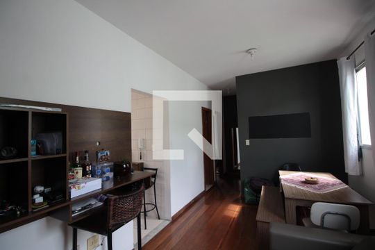 Sala de apartamento à venda com 2 quartos, 57m² em Liberdade, Belo Horizonte