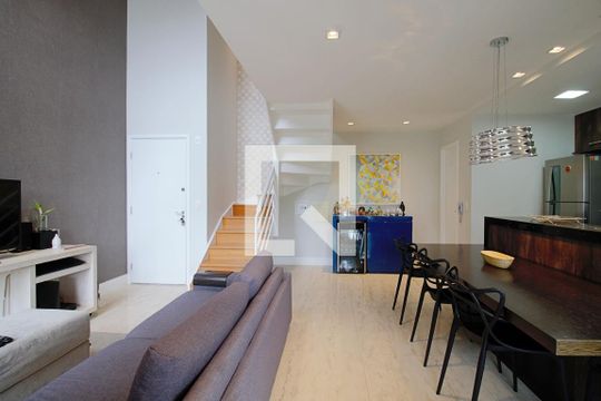 Sala  de apartamento para alugar com 2 quartos, 70m² em Vila Andrade, São Paulo