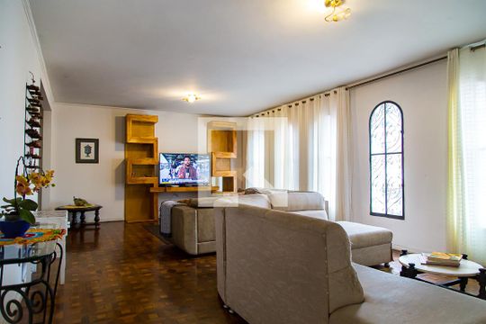Casa à venda com 4 quartos, 270m² em Parque Jabaquara, São Paulo