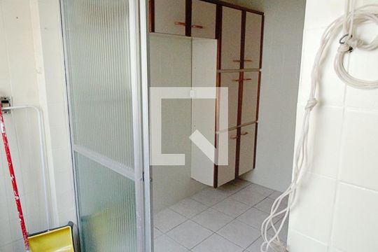 Área de Serviço de apartamento para alugar com 2 quartos, 60m² em Vila Andrade, São Paulo