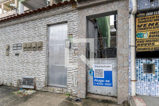 Fachada de kitnet/studio à venda com 1 quarto, 25m² em Parada de Lucas, Rio de Janeiro