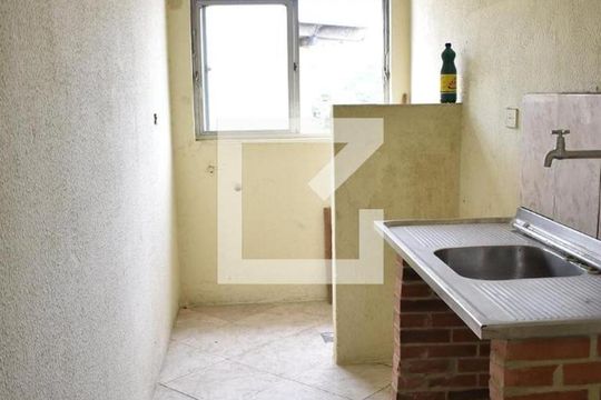 Cozinha de apartamento para alugar com 2 quartos, 70m² em Senador Vasconcelos, Rio de Janeiro