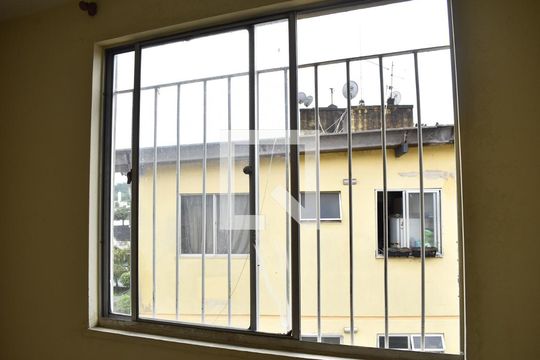 Detalhe de apartamento para alugar com 2 quartos, 70m² em Senador Vasconcelos, Rio de Janeiro