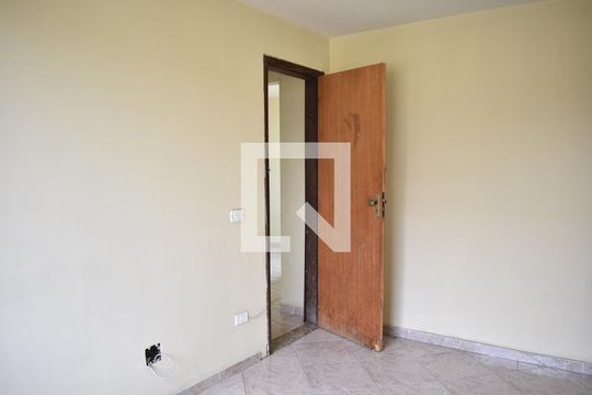 Quarto 1 de apartamento para alugar com 2 quartos, 70m² em Senador Vasconcelos, Rio de Janeiro