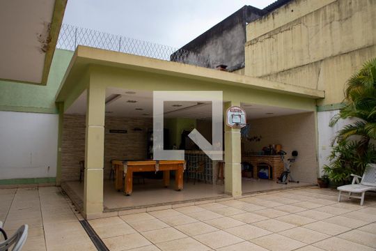 Quintal de casa à venda com 3 quartos, 648m² em Engenho de Dentro, Rio de Janeiro