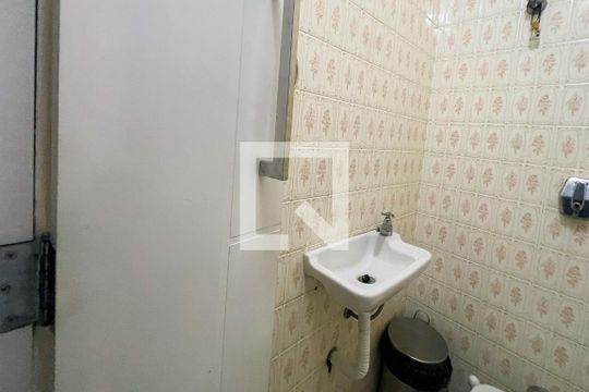 Lavabo de casa à venda com 6 quartos, 342m² em Vila Nova Conceição, São Paulo