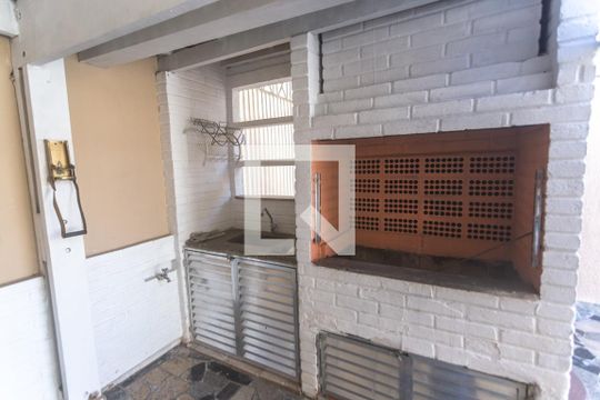 Churrasqueira de casa à venda com 3 quartos, 229m² em Rudge Ramos, São Bernardo do Campo