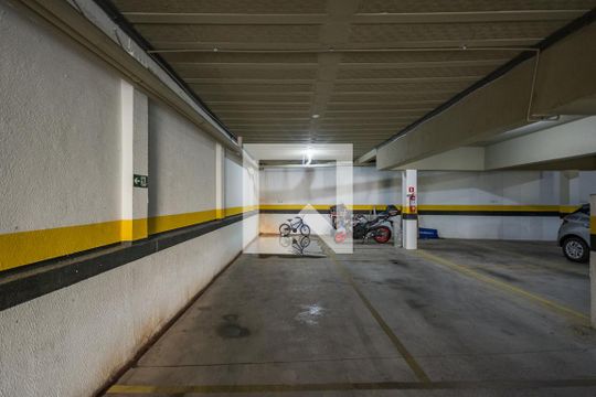 Garagem de apartamento à venda com 4 quartos, 115m² em Buritis, Belo Horizonte