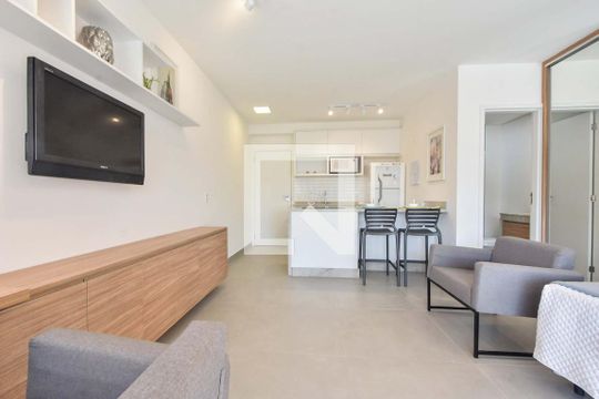 Sala de apartamento para alugar com 1 quarto, 43m² em Campo Belo, São Paulo