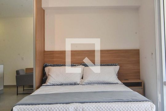 Dormitório  de apartamento para alugar com 1 quarto, 43m² em Campo Belo, São Paulo