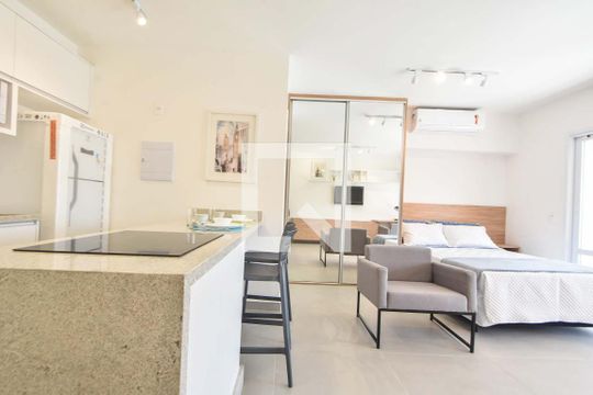 Sala de apartamento para alugar com 1 quarto, 43m² em Campo Belo, São Paulo