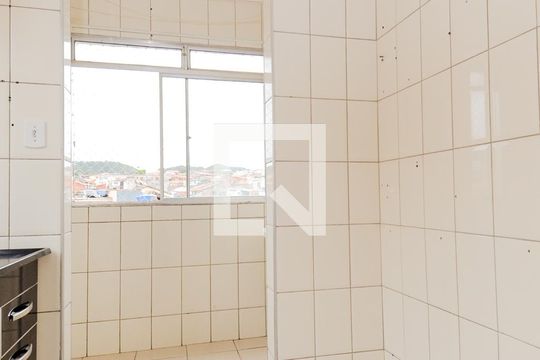 Cozinha de apartamento à venda com 2 quartos, 50m² em Jardim Valéria, Guarulhos